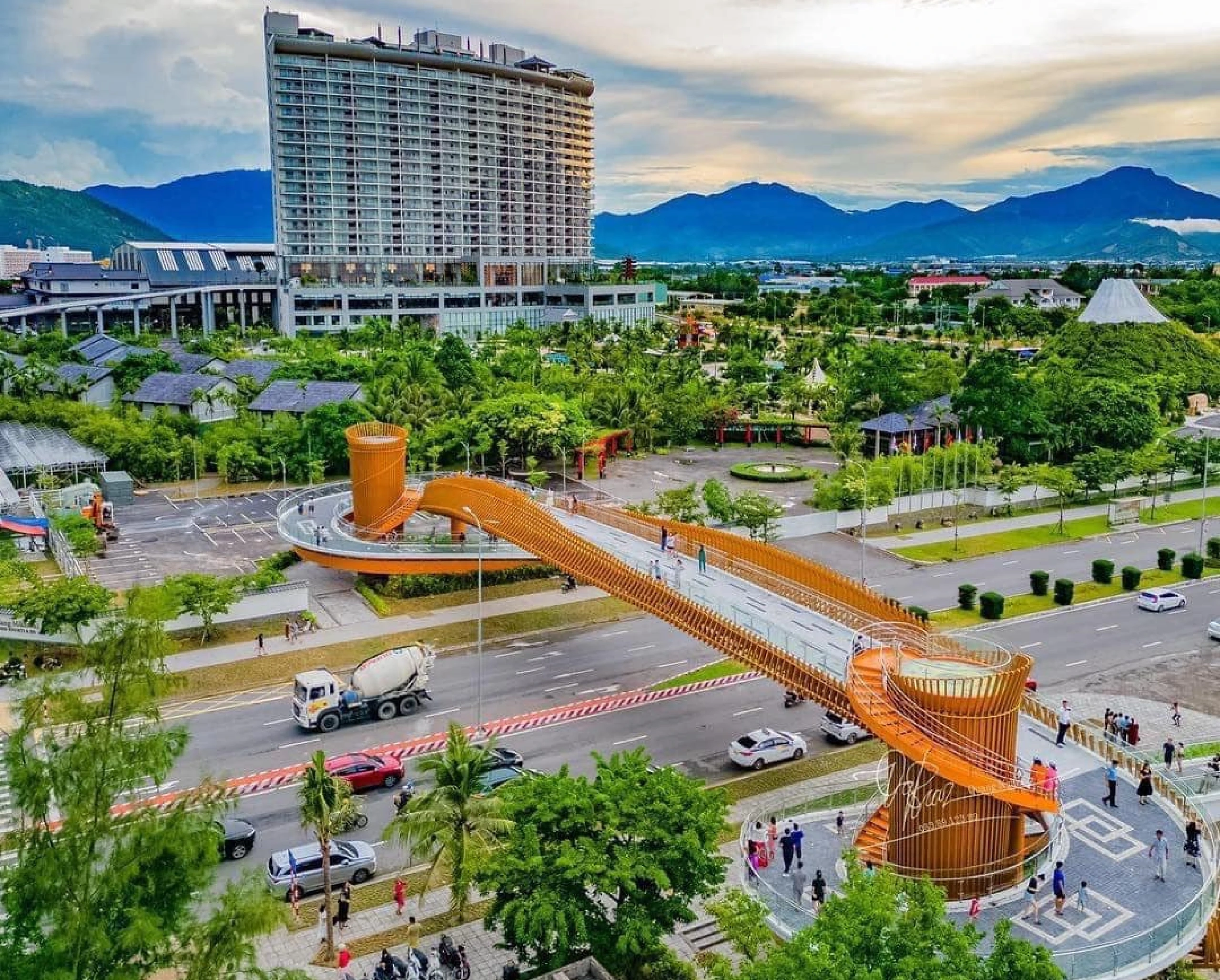 Tây Bắc Đà Nẵng hội tụ trung tâm logistics, công nghiệp công nghệ cao, thương mại, dịch vụ, du lịch ven biển (Nguồn: Internet)